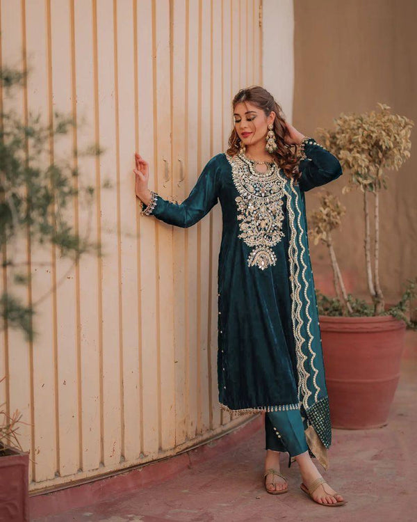 PRESENTING LUXURIOUS KURTI-PLAZZO SET WITH EXCLUSIVE SEQUINS AND EMBROIDERY WORK