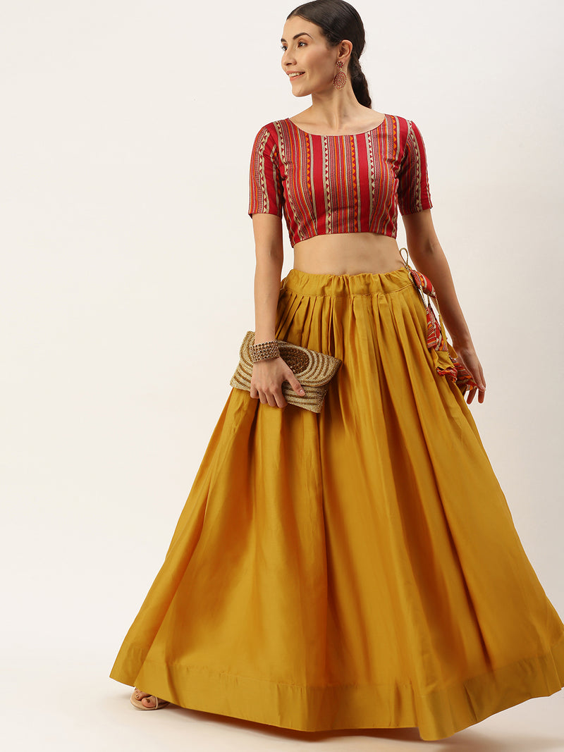 Go For The Sophisticated Look With This Stunning Mustard Coloured Pure Cotton Lehenga Choli. Specially Designed To Wear In Haldi Ceremonies , Weddings, Functions and Special Occasions.