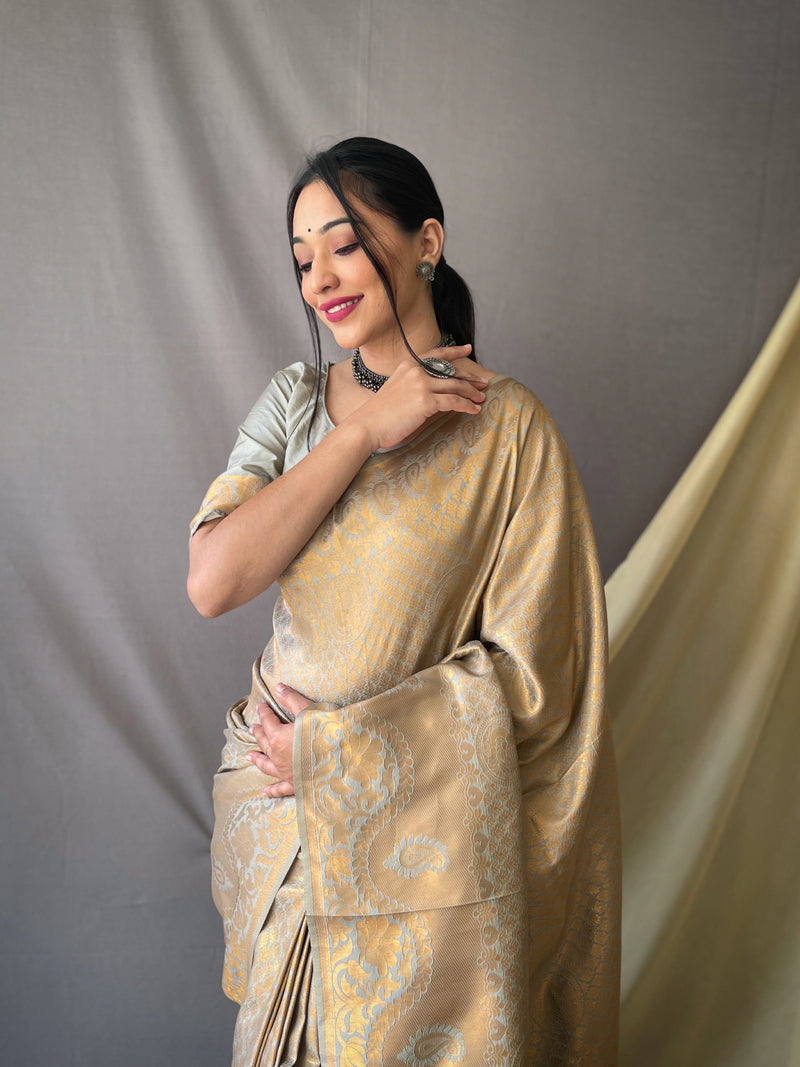 This beautiful Kanjeevaram Silk is having original pure zari woven motif weaves all over the body of the saree, having gold zari woven broad border and crafted with elegant Pallu.