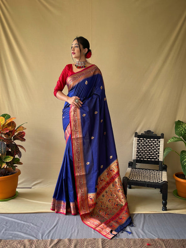 PAITHANI SAREES WITH CONTRAST WEAVING RICH MEENAKARI PAITHANI PALLU AND CONTRAST MEENAKARI BORDER PAIRED WITH CONTRAST PLAIN BLOUSE.