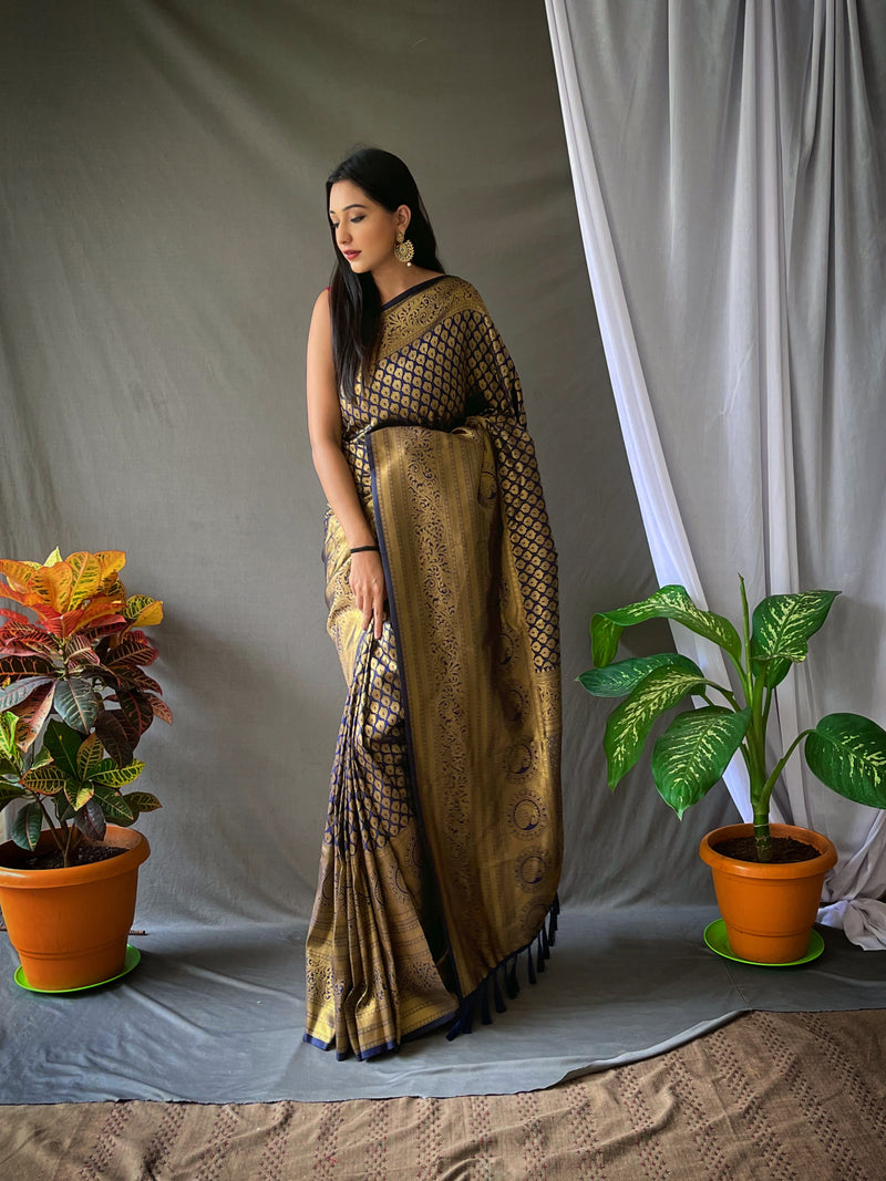 HEAVY GOLDEN BIG JACQUARD WEAVING BORDER AND SMALL MOTIFS IN THE BODY ALL OVER.
