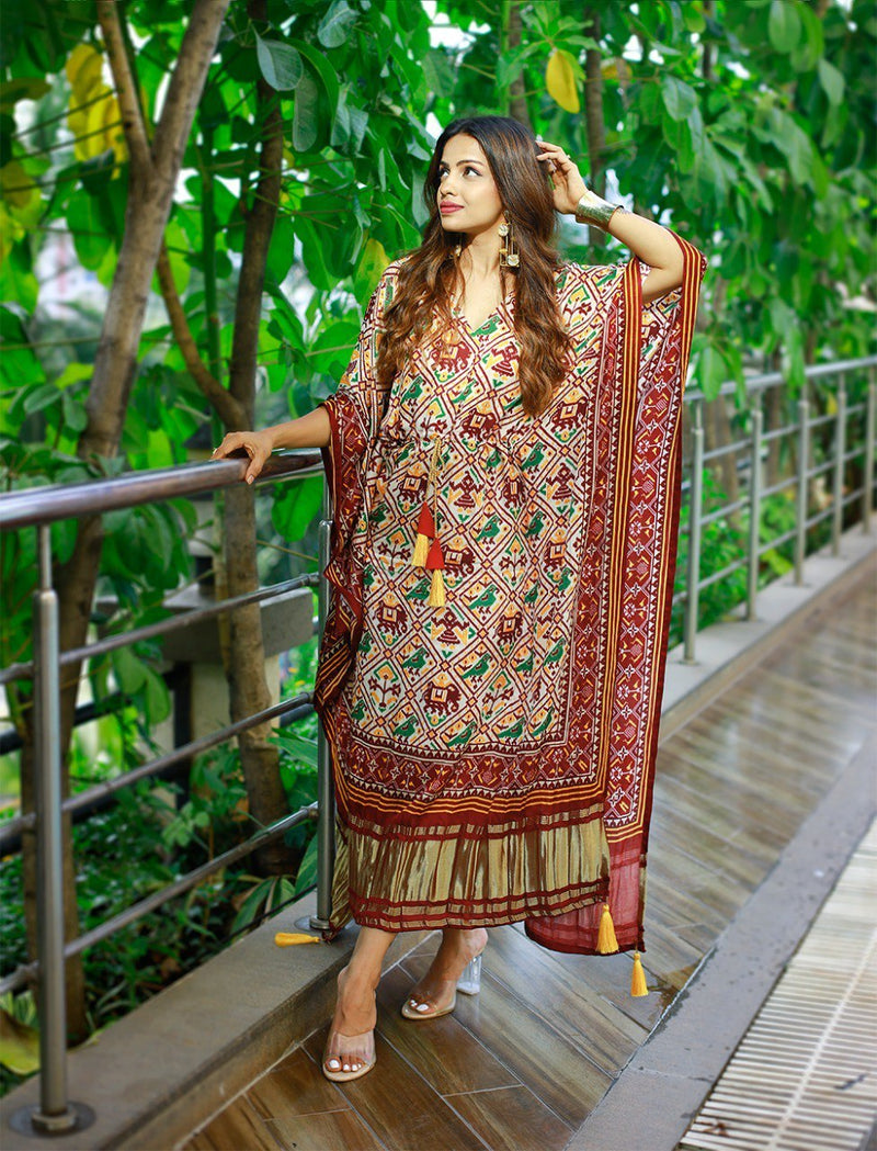 Be the cynosure of the special ocassions by our new prime collection of kaftan dress